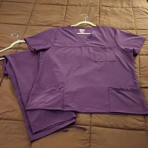 Scrubaid Scrubs set